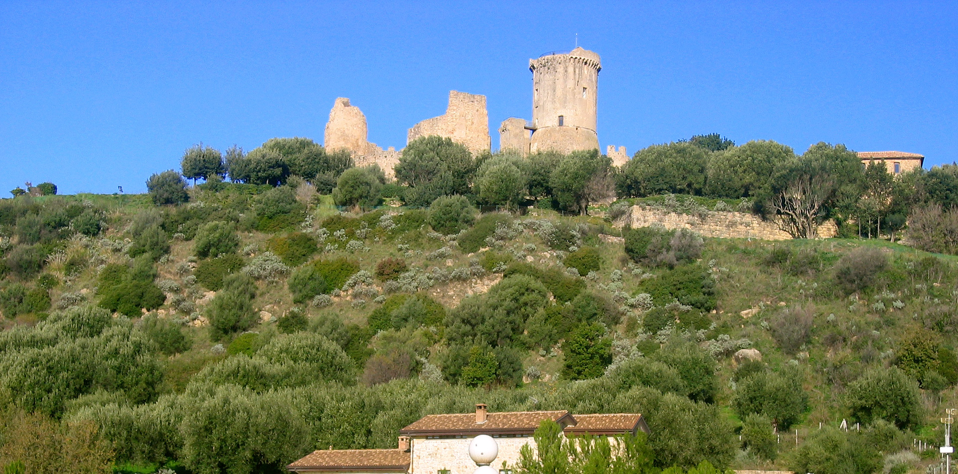The tower of Velia near Casal Velino - Foto di proprietà di Sezione Creativa